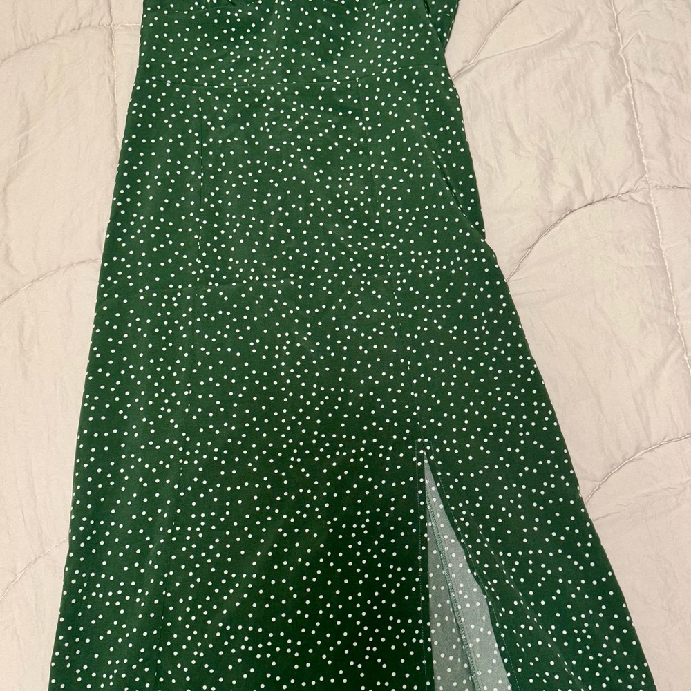 RIHOAS Green and White Polka Dot Dress with Slit